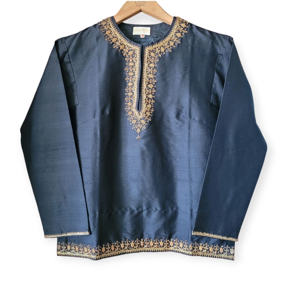 Vintage 60s Boho Chic 100% Silk Embroidered Blouse with Ornate Detailing Medium